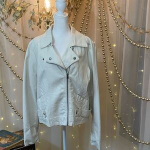 Izod Cream Leather Jacket Classic Style
